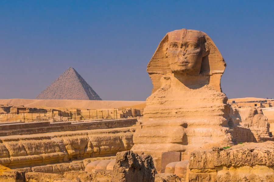 Cairo pyramids by plane